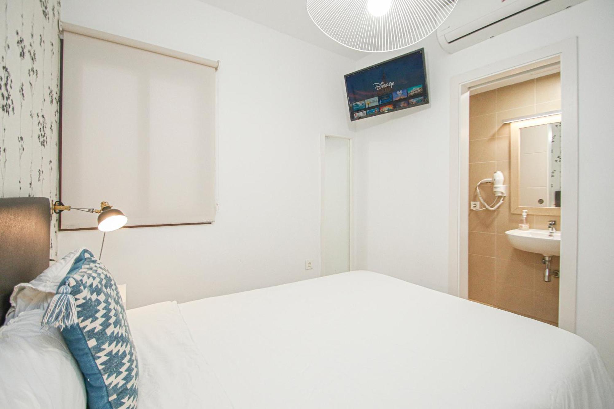 Charming Apt In The Center - 10M Walk Isla Magica Seville Exterior photo
