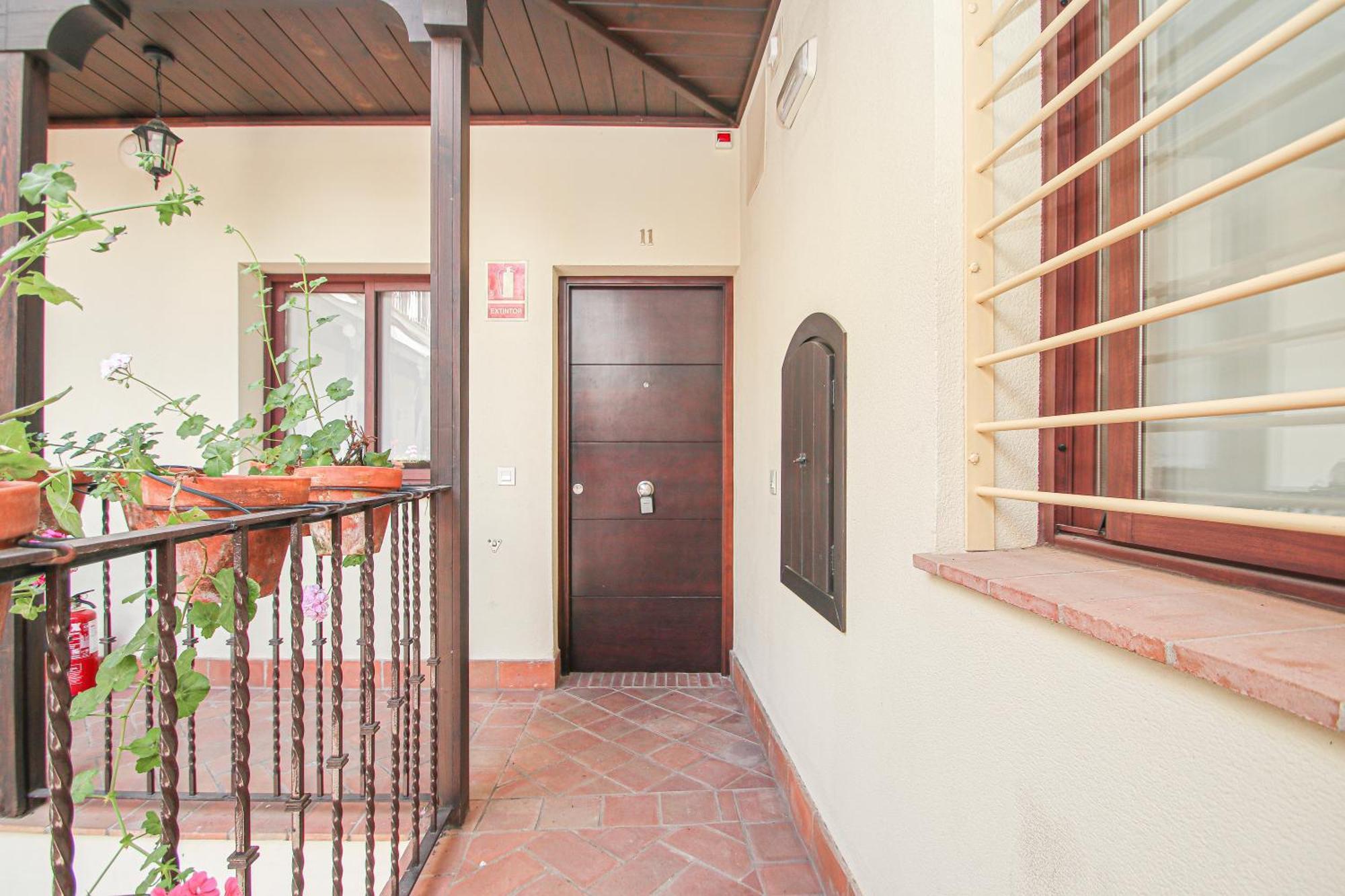 Charming Apt In The Center - 10M Walk Isla Magica Seville Exterior photo